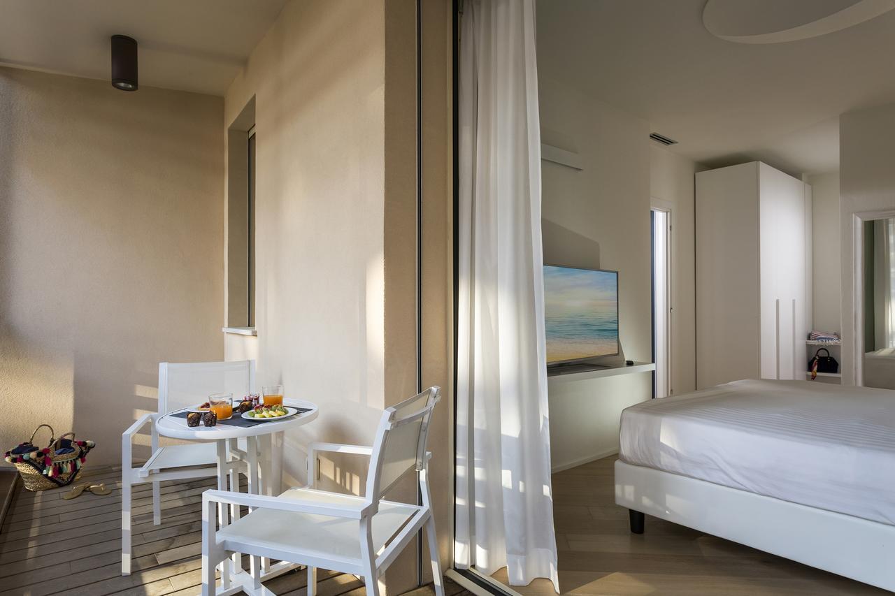 Embassy Aparthotel Rimini Exterior foto